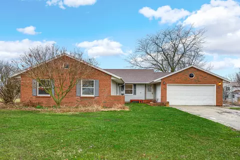 21905 W Hawley St, Mundelein, IL 60060