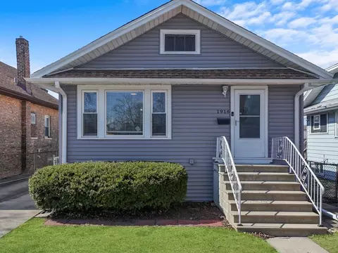 1916 S 21st Ave, Maywood, IL 60153