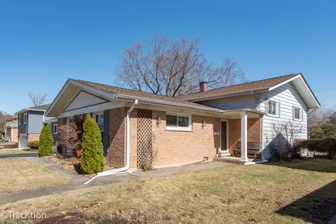 129 S Milton Ave, Glen Ellyn, IL 60137