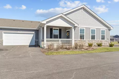 2422 Sonoma St, Pingree Grove, IL 60140