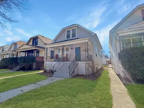 5843 W Waveland Ave, Chicago, IL 60634