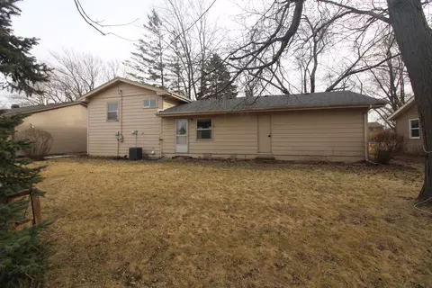Exterior - 1832 Root St, Crest Hill, IL 60403 photo 7 of 7