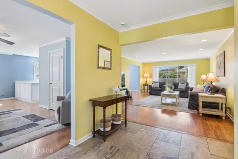 Entry Way - 1616 Emerson Ct, Wheaton, IL 60189 photo 1 of 2