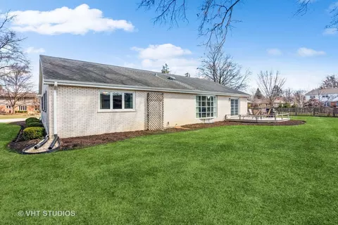 Exterior - 1616 Emerson Ct, Wheaton, IL 60189 photo 5 of 5
