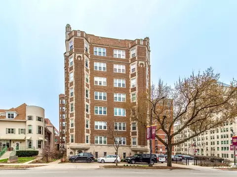 6342 N Sheridan Rd #2B, Chicago, IL 60660