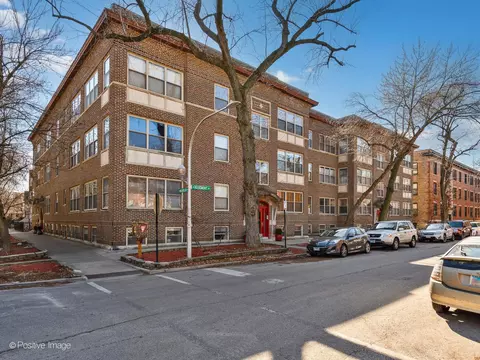 1243 W Rosemont Ave #1E, Chicago, IL 60660