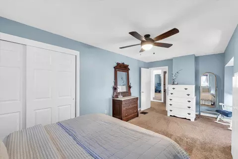 Bedroom - 207 Willard Ave, Bloomington, IL 61701 photo 4 of 4