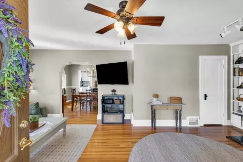 Entry Way - 207 Willard Ave, Bloomington, IL 61701 photo 1 of 4