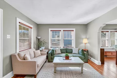 Living - 207 Willard Ave, Bloomington, IL 61701 photo 1 of 1