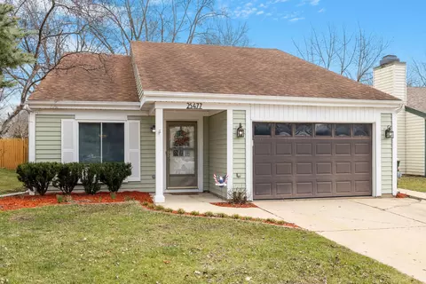 2 S477 Cynthia Dr, Warrenville, IL 60555