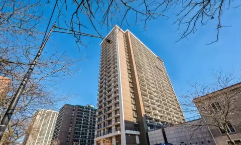 5855 N Sheridan Rd #26DF, Chicago, IL 60660