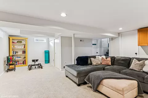 842 Pick St, Wheaton, IL 60187 photo 18