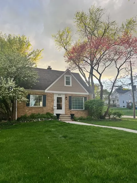 842 Pick St, Wheaton, IL 60187 photo 21