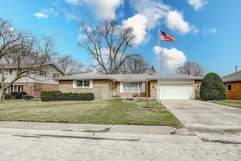 1537 W Budd Blvd, Kankakee, IL 60901
