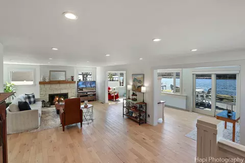 Other - 205 S Emerald Dr, Mchenry, IL 60051 photo 4 of 11