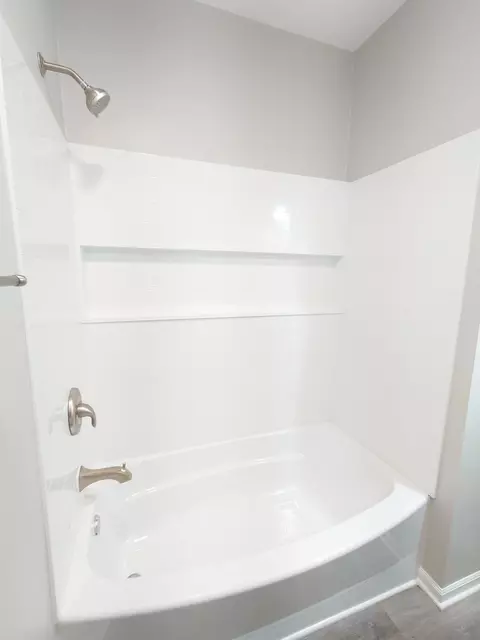 1024 E 12th St, Streator, IL 61364 photo 13