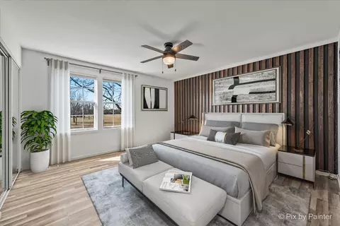 Bedroom - 4547 Burnham Dr, Hoffman Estates, IL 60192 photo 1 of 2