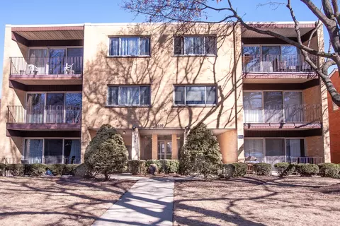 6959 N Ridge Blvd #2E, Chicago, IL 60645