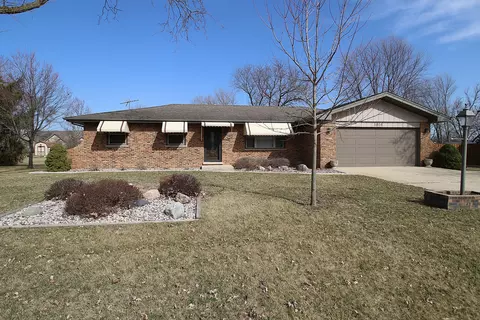 1914 Heather Ln, Joliet, IL 60431