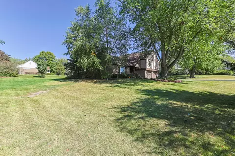 1506 Arabian Spur, Mchenry, IL 60051 photo 3