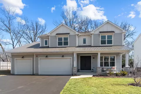 30481 N Woodridge Ct, Libertyville, IL 60048
