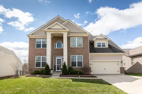1149 Kingsmill Dr, Algonquin, IL 60102