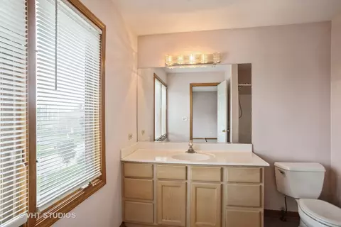 214 S Rush St, Itasca, IL 60143 photo 12