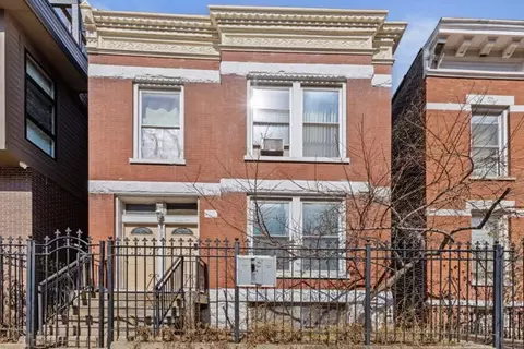 2020 W Superior St, Chicago, IL 60612
