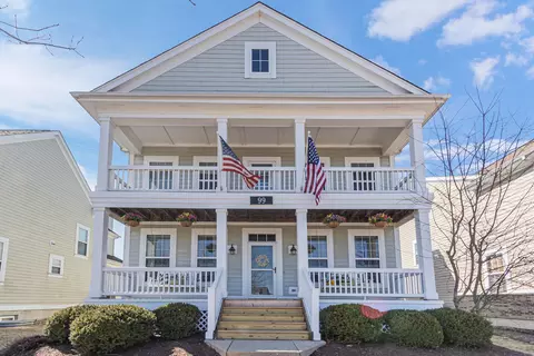 99 Atkinson Dr, Sugar Grove, IL 60554