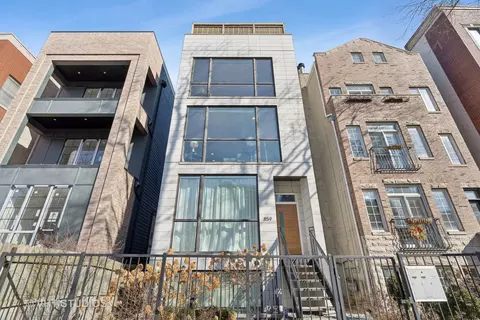 859 N Wood St #2, Chicago, IL 60622