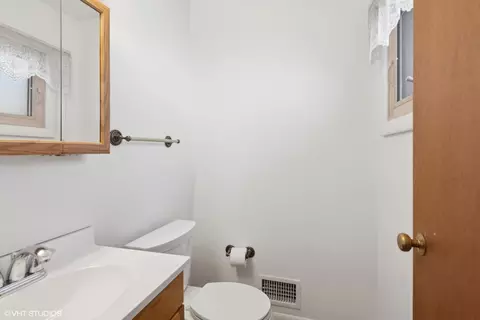 424 S Beverly St, Wheaton, IL 60187 photo 8