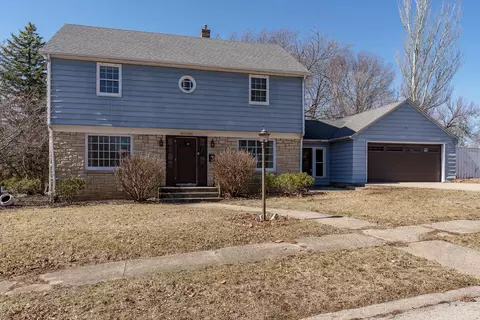706 Regan St, Rockford, IL 61107