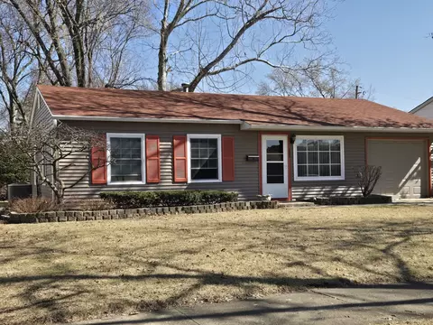 122 Fairlane Dr, Joliet, IL 60435