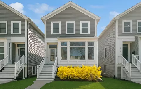 4917 W Dakin St, Chicago, IL 60641