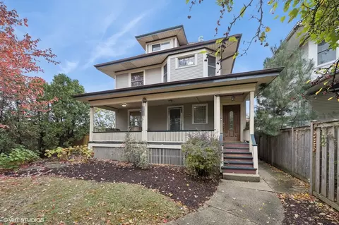 102 S Humphrey Ave, Oak Park, IL 60302