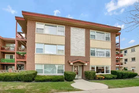 3151 Paris Ave #107, River Grove, IL 60171
