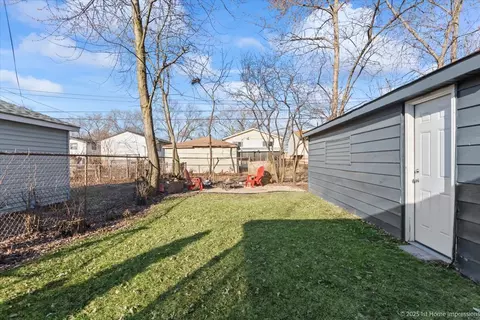 Exterior - 16340 Justine St, Markham, IL 60428 photo 5 of 5