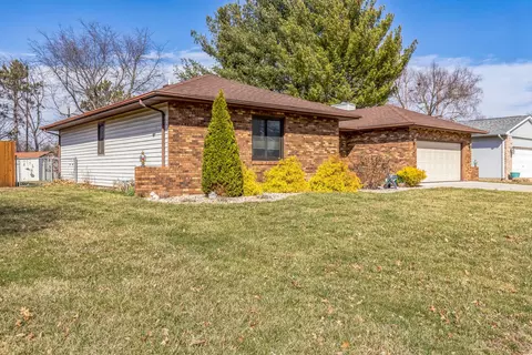 1105 Bugle Ct, Springfield, IL 62712 photo 3