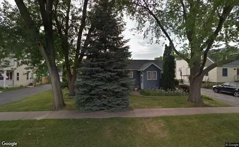 1026 6th Ave, La Grange, IL 60525