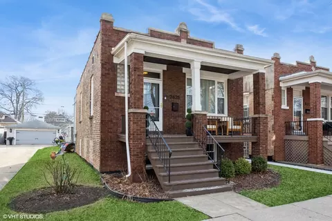 2625 Cuyler Ave, Berwyn, IL 60402