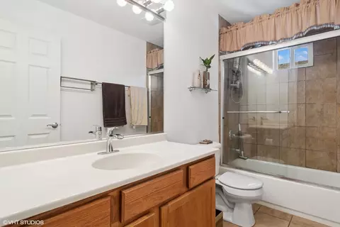 869 E 87th St, Chicago, IL 60619 photo 17