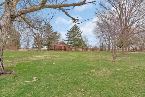 Exterior - 7800 E Goodfarm Rd, Gardner, IL 60424 photo 6 of 12