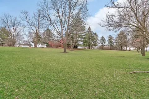 Exterior - 7800 E Goodfarm Rd, Gardner, IL 60424 photo 9 of 12
