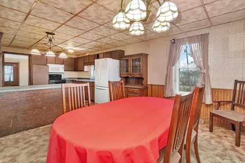 Dining - 7800 E Goodfarm Rd, Gardner, IL 60424 photo 2 of 2