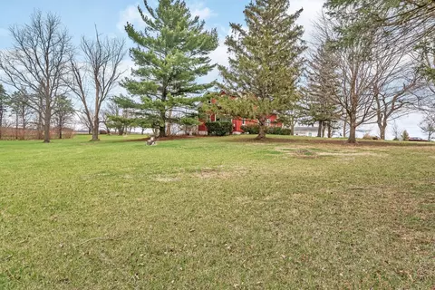 Exterior - 7800 E Goodfarm Rd, Gardner, IL 60424 photo 7 of 12