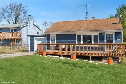 5414 Thelen Ave, Mchenry, IL 60050