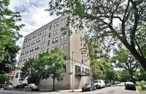 811 S Lytle St #213, Chicago, IL 60607