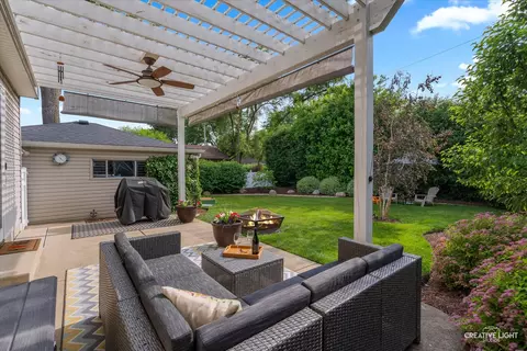 Exterior - 432 S Cherry St, Itasca, IL 60143 photo 3 of 4
