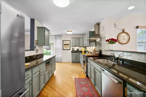 Kitchen - 432 S Cherry St, Itasca, IL 60143 photo 3 of 6
