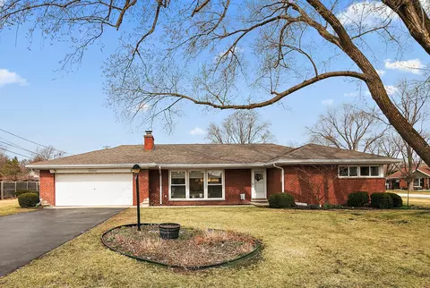 12550 S 71st Ct, Palos Heights, IL 60463